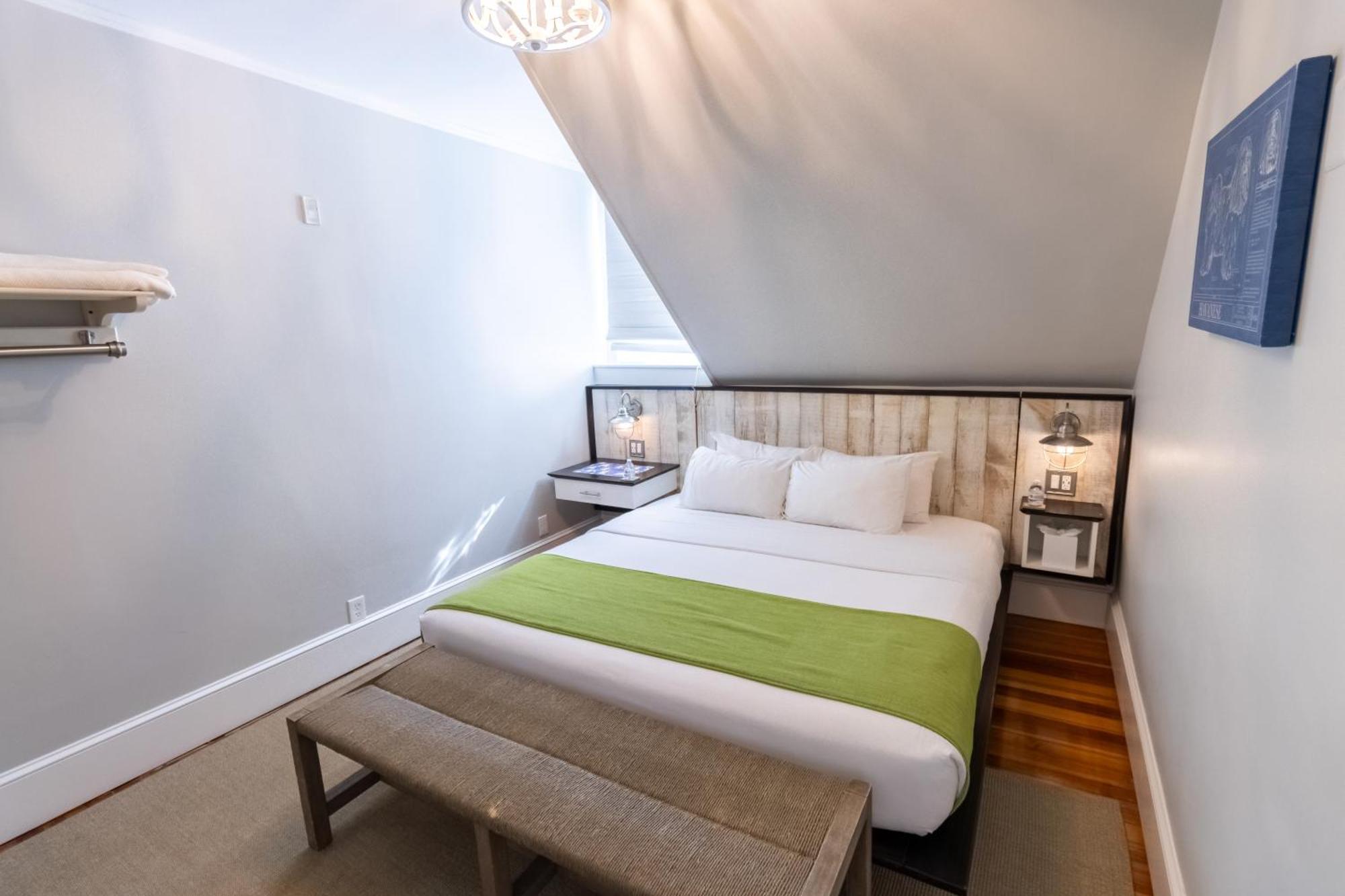 Paws On Pelham (Adults Only) Bed and Breakfast Newport Tower Eksteriør billede
